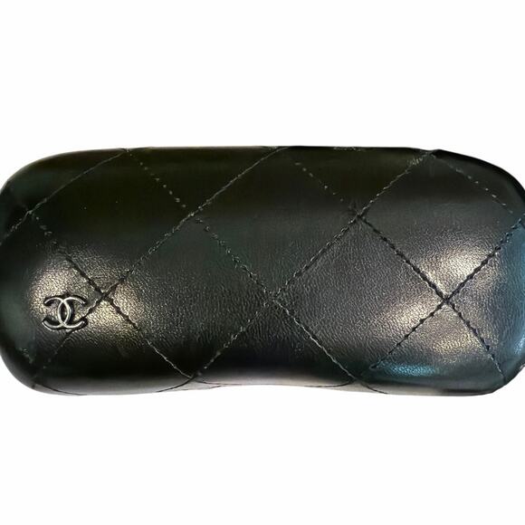 Chanel square sunglasses with case and box main image 6